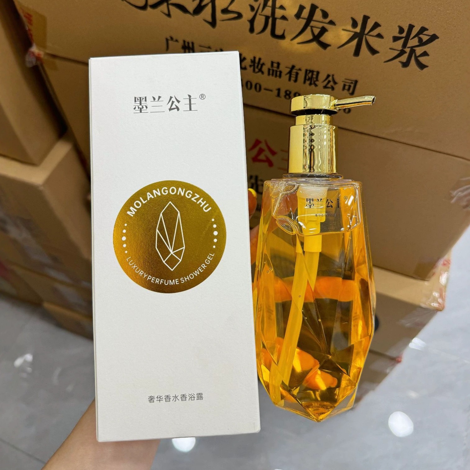 Парфюмированный гель для душа  – обзор и цена Perfume Fragrance Families
